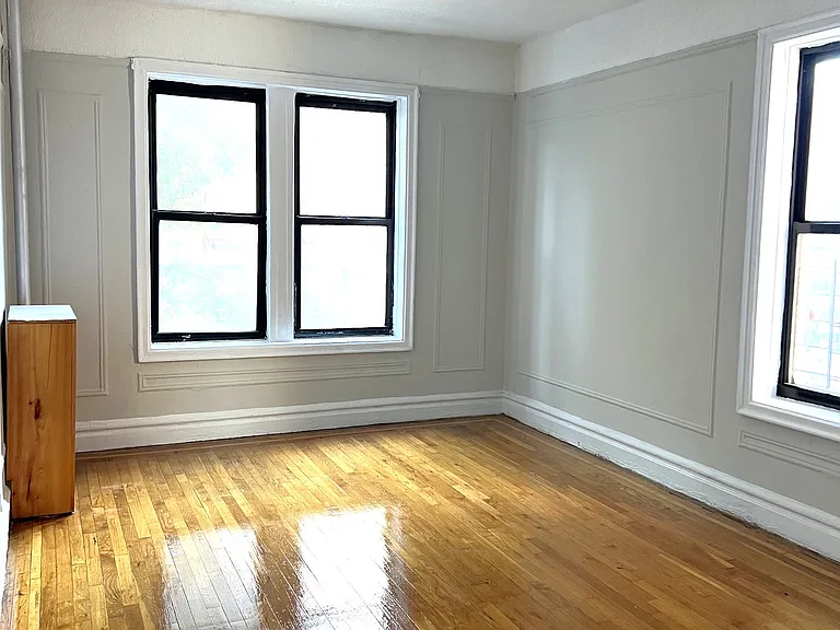 2133 Wallace Ave #217 — Photo 5