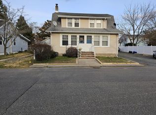 607 Navesink Ave, Ocean Gate, NJ
