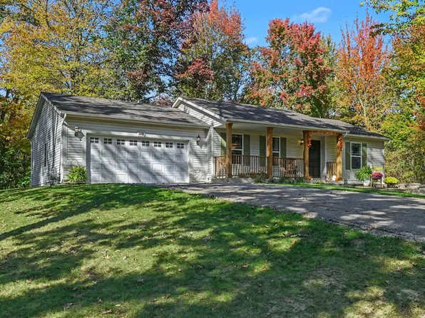 3456 Autumn Wood Dr, Hamilton, MI 49419