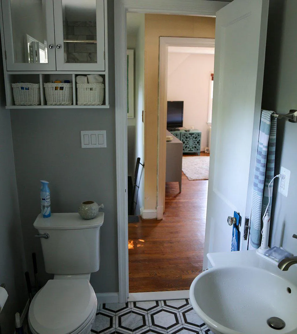 2 bed, 1.5 bath, 1501 sqft, $4,200 — Photo 2