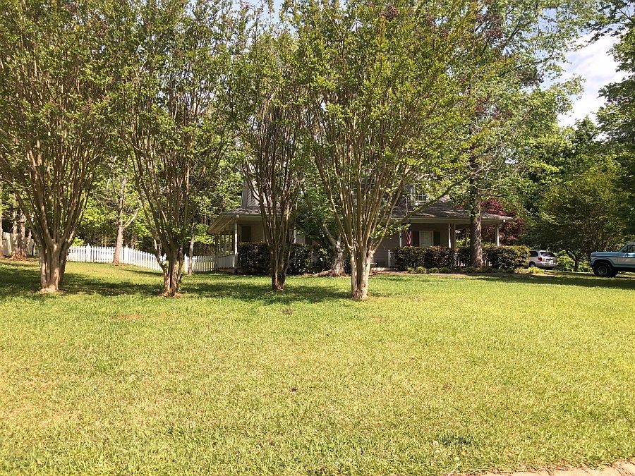 2nd image of 30 Pine Needle Ct