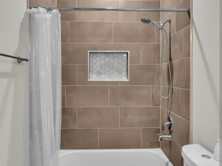 13729 Lago Vista Ave — Photo 34