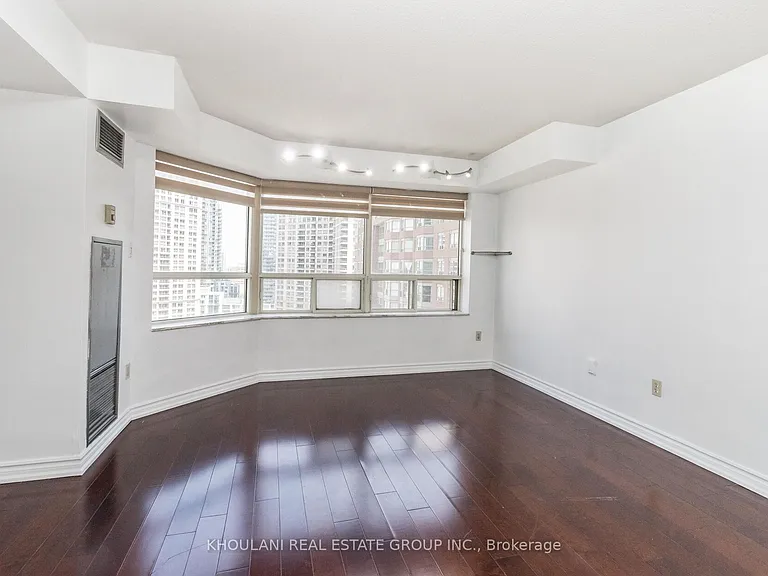 335 Webb Dr #2006 — Photo 17