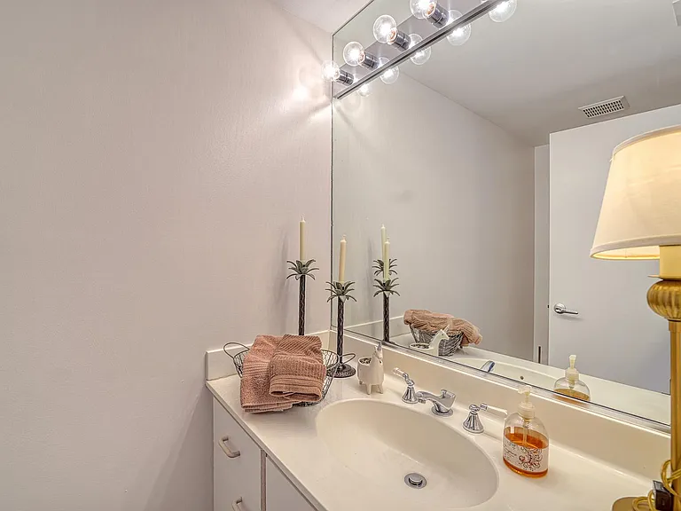 1800 Benjamin Franklin Dr #B508 — Photo 23