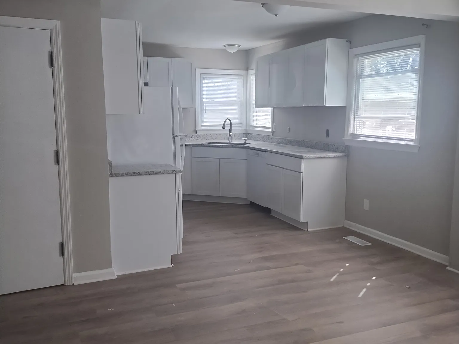 3 bed, 1603 sqft, $1,695 — Photo 4