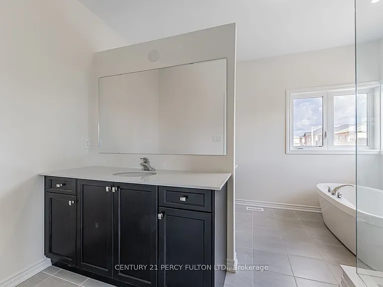 1263 Plymouth Dr — Photo 28