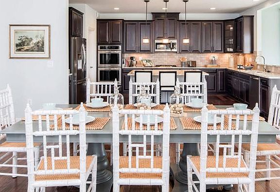 Open Concept Dining/ Kitchen/ Morning Room