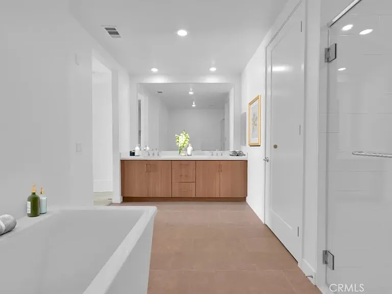 3614 Rivington — Photo 9