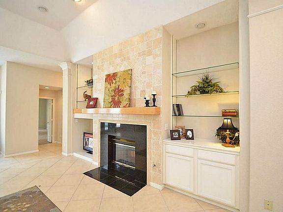 2nd image of 16934 Laguna Springs Dr