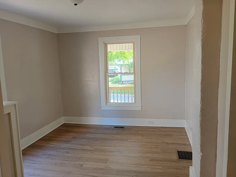 534 N Grant St — Photo 5