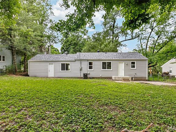 4th image of 10007 Delta Dr