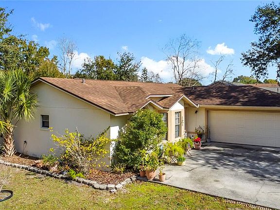 4th image of 3622 Tree Line Way