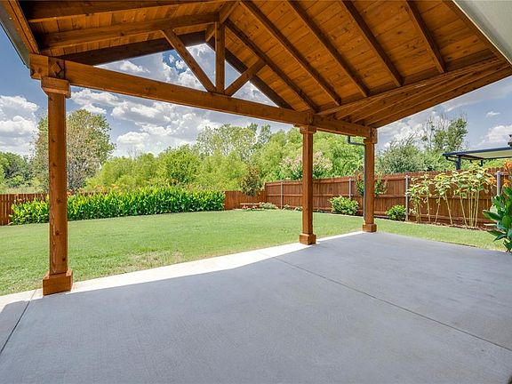 3rd image of 8820 Kiowa Dr