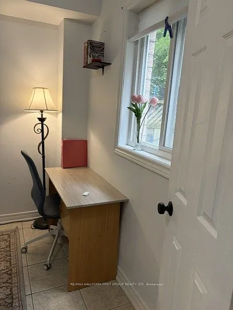 1 bed, $950 — Photo 2