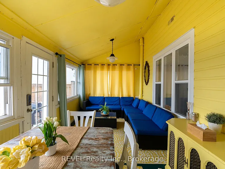 3819 Terrace Ln — Photo 7