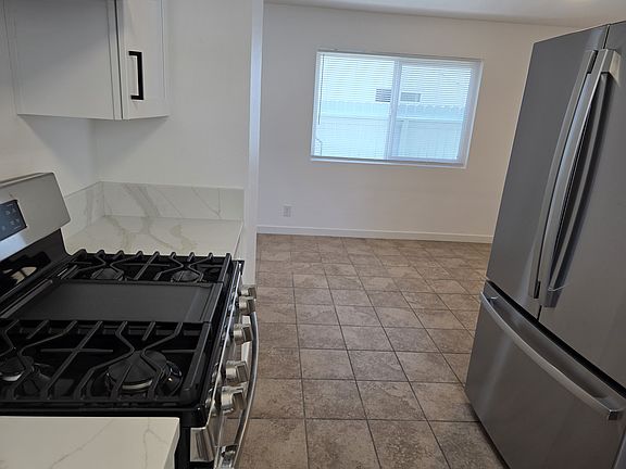 5th image of 230 Avenida Del Poniente APT A