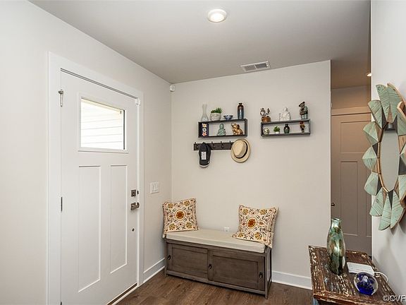 4th image of 7546 Southamptonshire Way