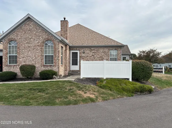 2245 Fox Run Cir, Findlay, OH 45840