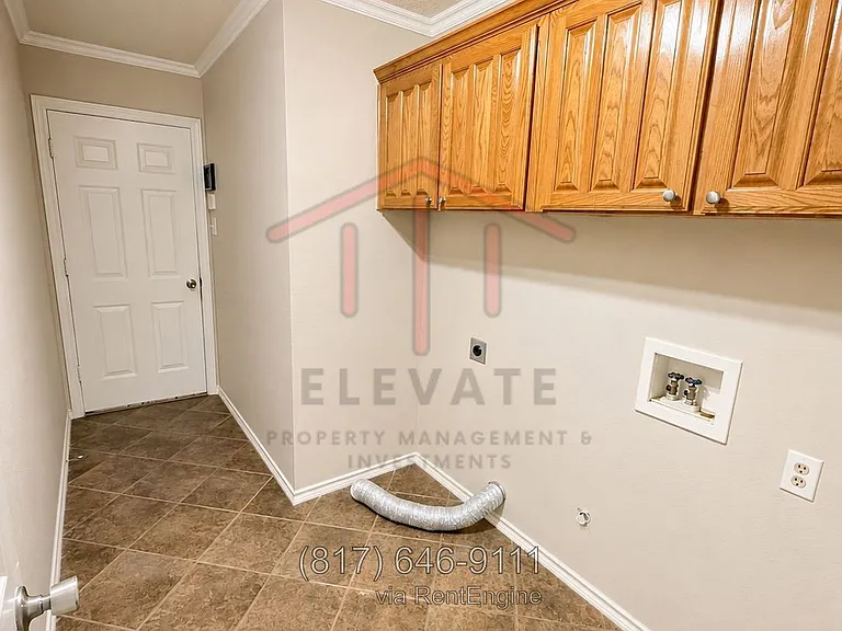 2117 Pinwood Cir — Photo 29