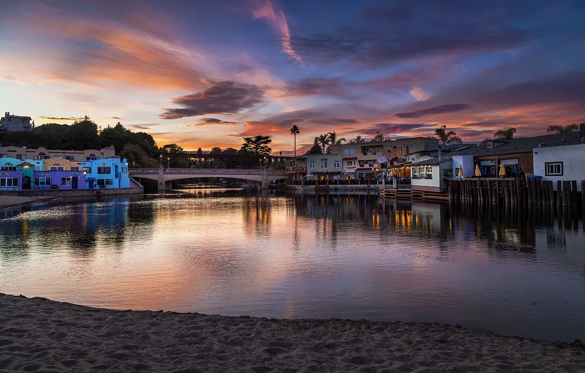 Building Photo - Capitola Venetian Apartments