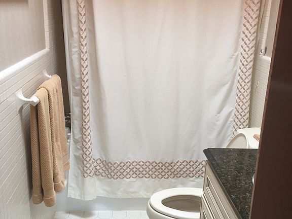 Hall Bathroom 