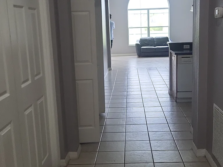 4691 Cumbrian Lakes Dr — Photo 2