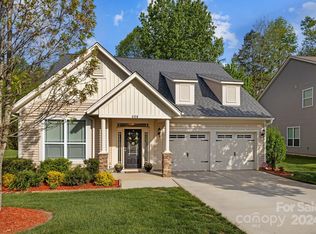 408 Planters Way, Mount Holly, NC 28120