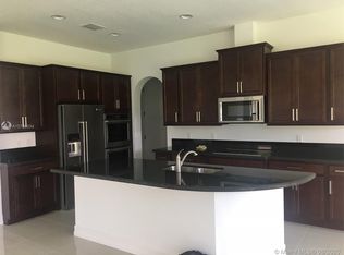 1033 SW 113th Way UNIT 1033, Hollywood, FL 33025