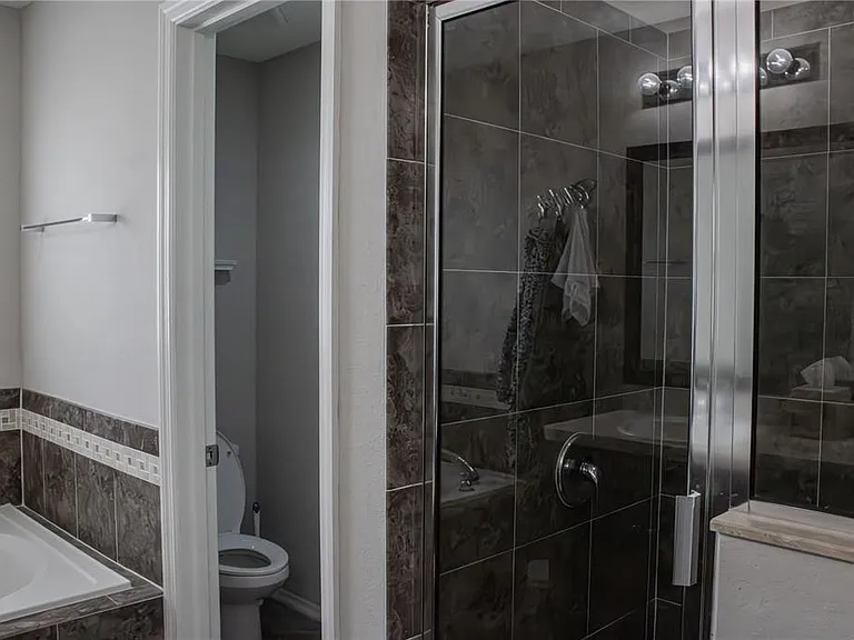 2628 Sunset Cir — Photo 20