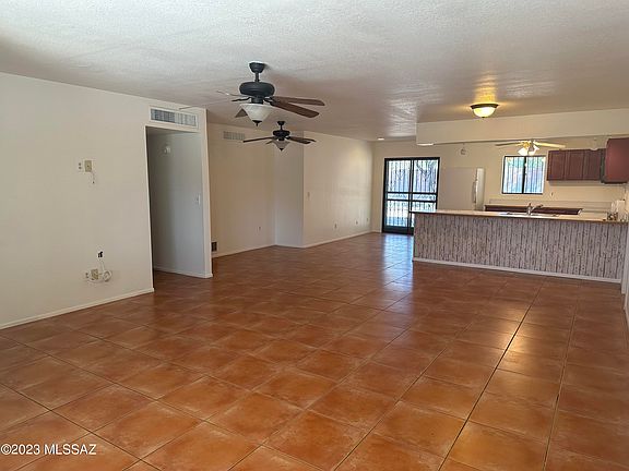 4th image of 3100 W Wildwood Dr