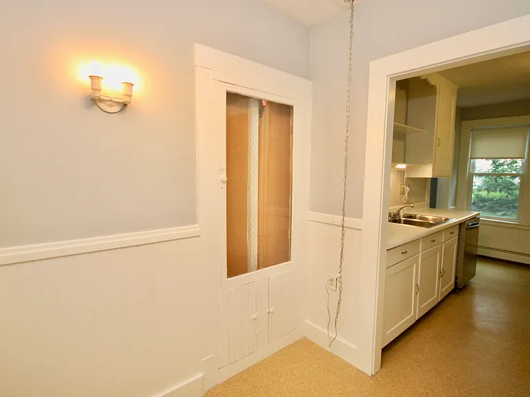 67 Howard St #1 — Photo 5