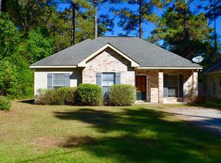 105 Madison Ave, Madisonville, LA 70447