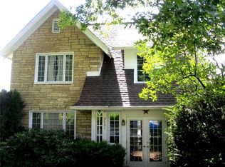 9581 Harmony Dr, Pittsburgh, PA 15237