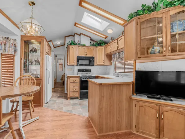 518 JASPAR Drive, Apache Junction, AZ 85119