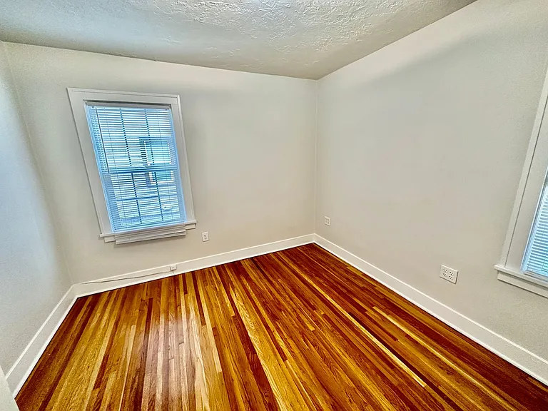3419 N Park Blvd — Photo 10