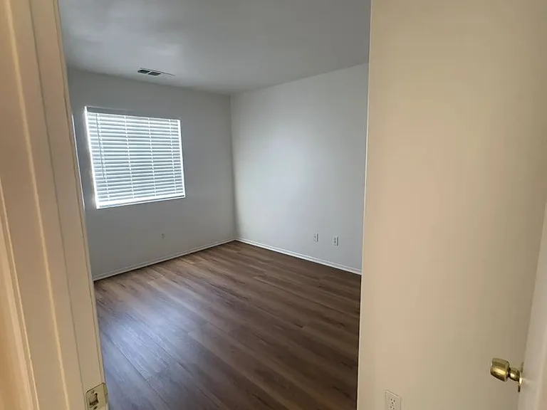 13185 Andrea Dr — Photo 23