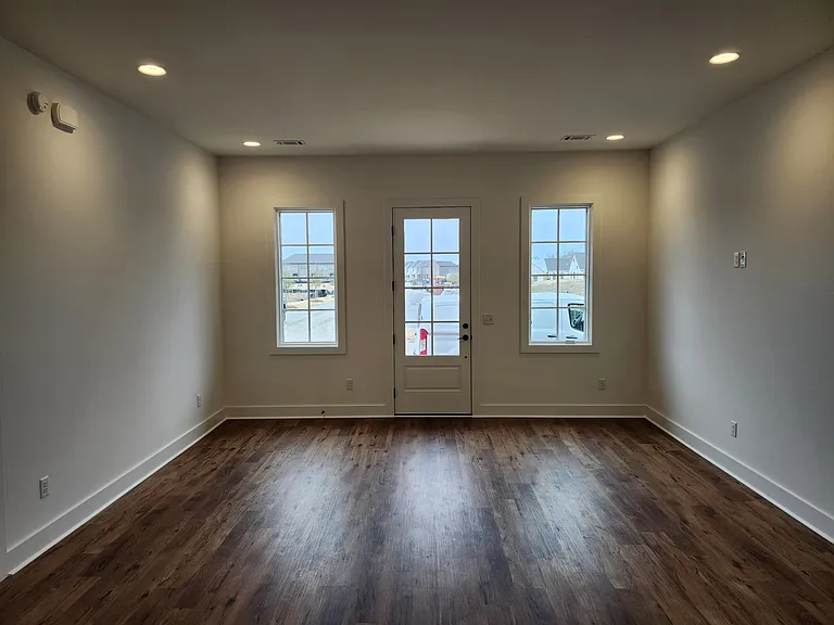 4401 Bloomsbury St — Photo 5