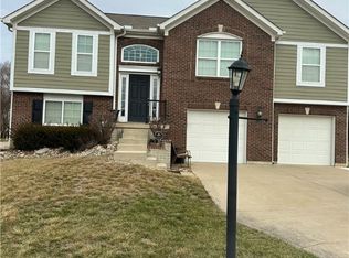 210 Bailey Ln, Springboro, OH 45066