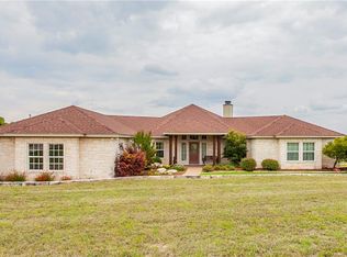 199 Mesa Oak, Eddy, TX 76524