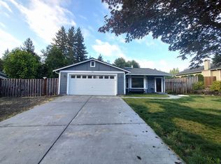 90 NE Laurel Rd, Belfair, WA 98528