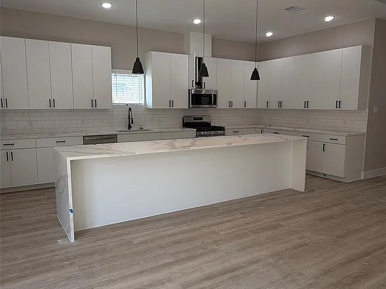 2615 Piemonte Avenue Cir — Photo 9