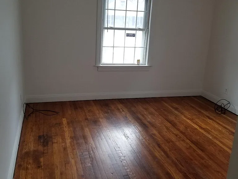 3754 Powell Ave — Photo 5