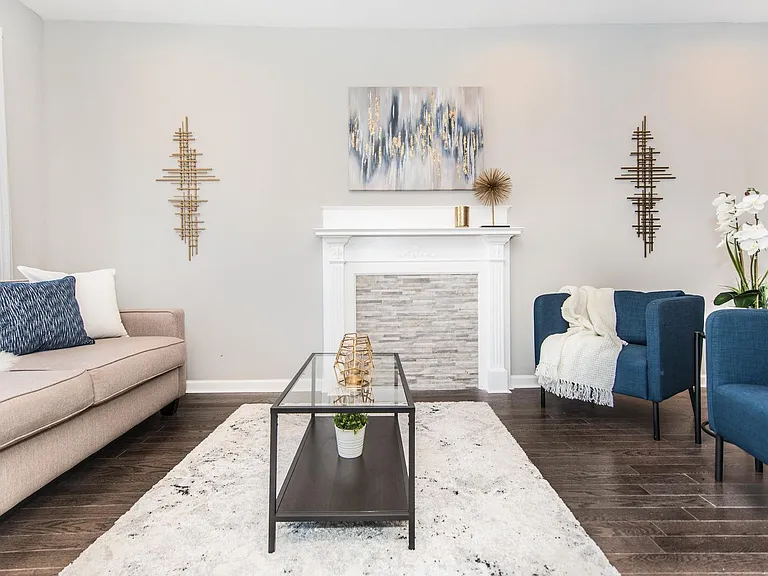 2030 McKean St — Photo 7