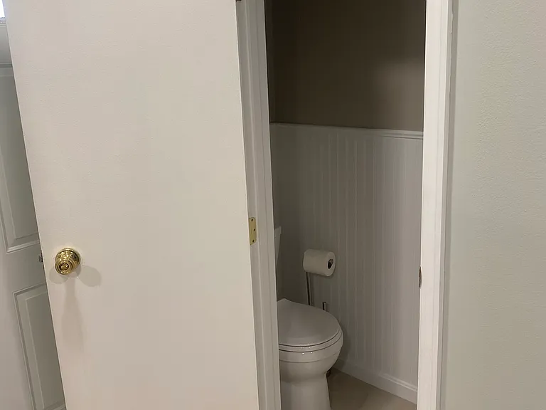 2930 Millbank Row — Photo 10