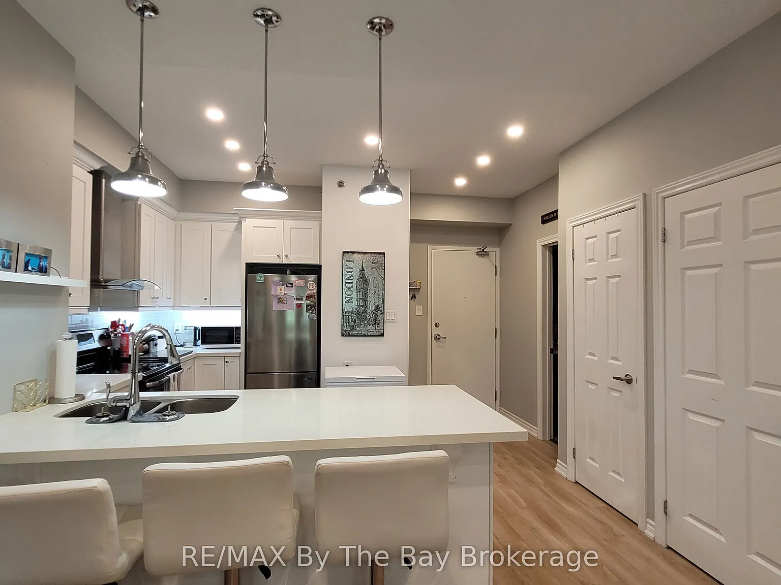 2 bed, $2,150 — Photo 3