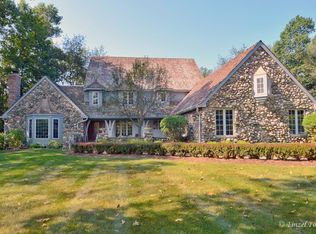 10424 Deerpath Rd, Woodstock, IL 60098