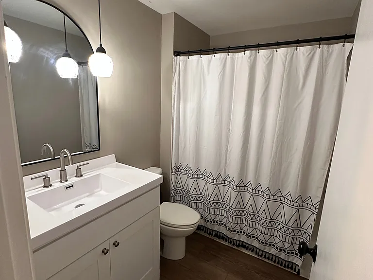 4627 Oak Creek Dr — Photo 8