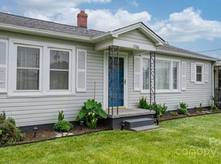 1266 18th St NE, Hickory, NC 28601