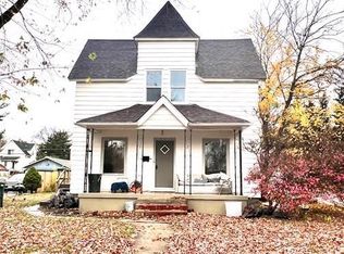 321 Robert St, Fort Atkinson, WI 53538