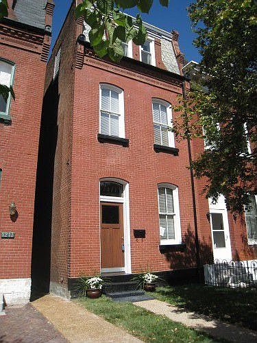 1st image of 1211 Sidney St